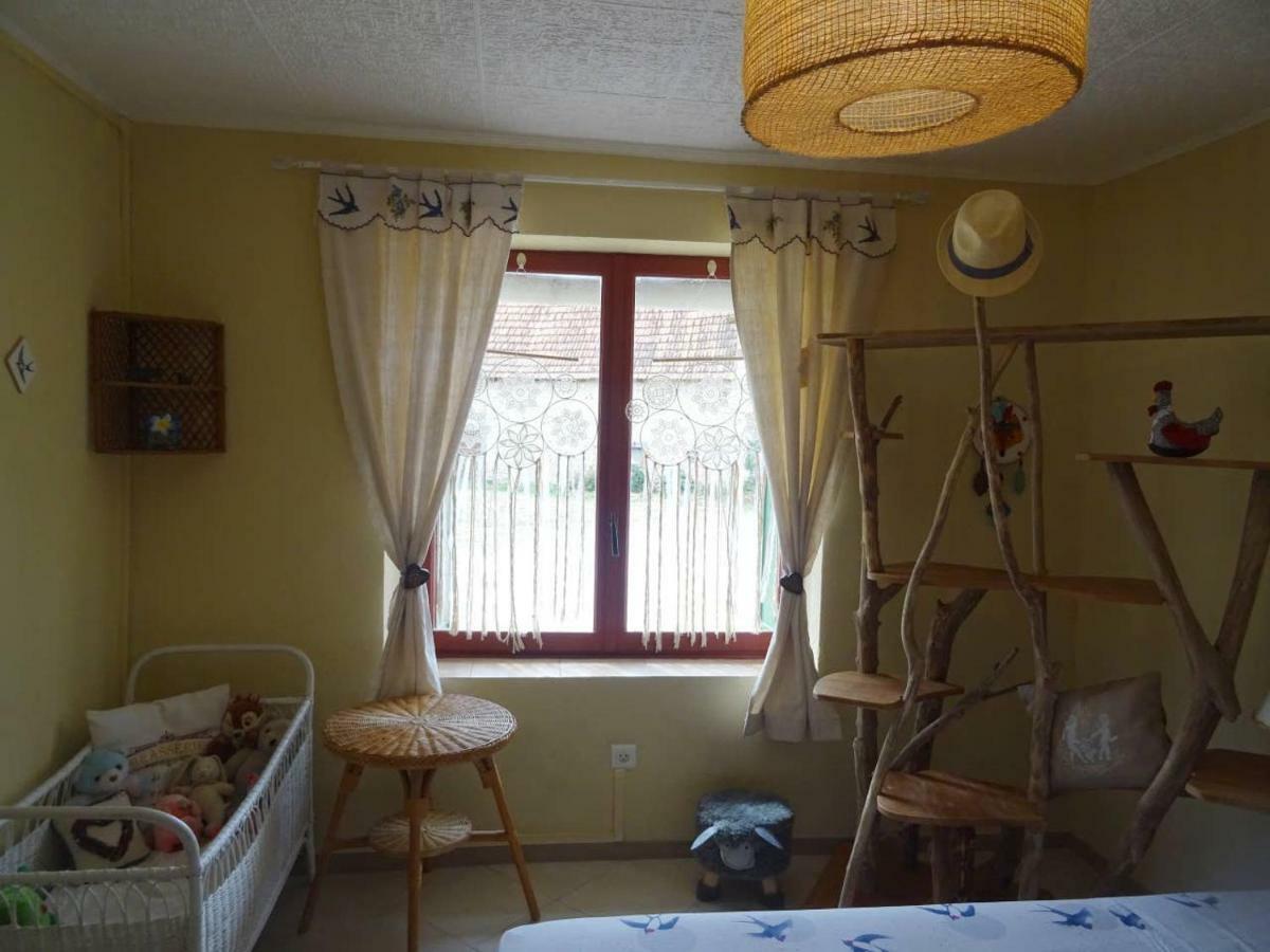 Besson Chambre A La Ferme Chez L'Habitant מראה חיצוני תמונה